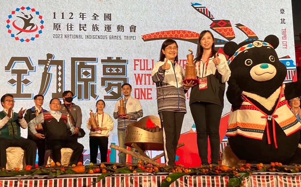 112年全國原住民運動會圓滿落幕|花蓮縣36金27銀28銅,獲頒14項冠軍總錦標,14個單項組別各摘下單項總錦標冠軍,競賽總錦標第二 ...